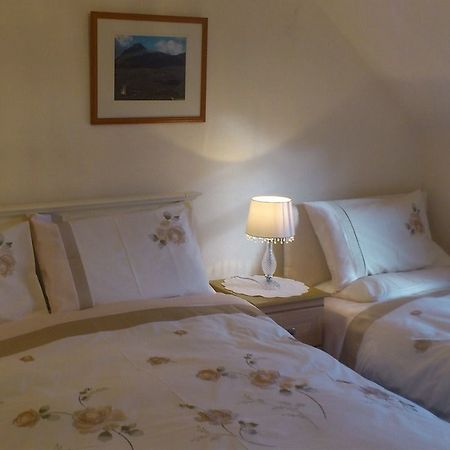 Christines Guest House Инвернес Екстериор снимка